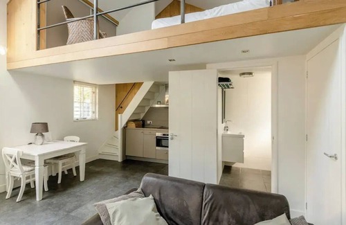 Municipality of Bergen House | Luxurious apartment (2p) with terrace, parking space. Near the sea.