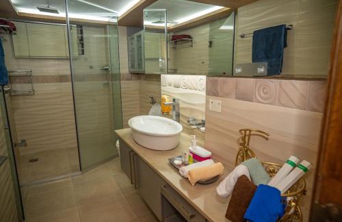 Uttara Apartment | Luxurious Apartment at city heart near Airport