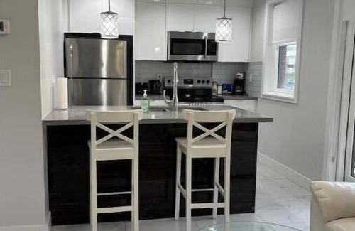Calgary Chinatown Apartment | Luxurious apartment Calgary downtown #602