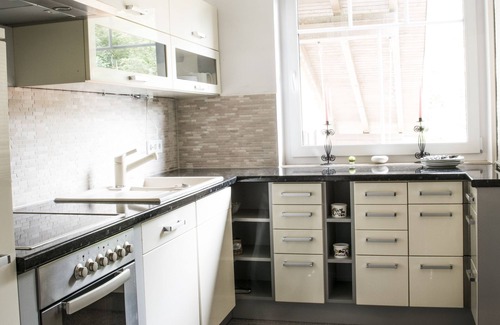 Waldershof Apartment | Luxurious apartment in the Fichtelgebirge with a garden house