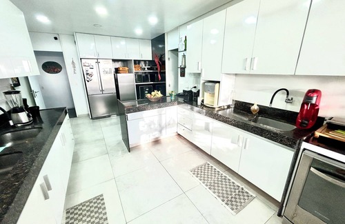 Boa Viagem Apartment | Luxurious apartment seaside p 12 people c panoramic view of the sea