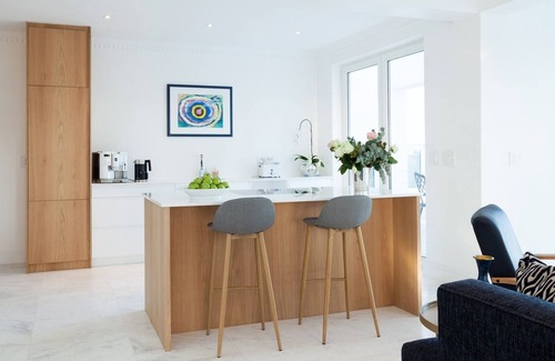 Somerset West Apartment | Luxurious apartment for 2 with dreamlike panorama view