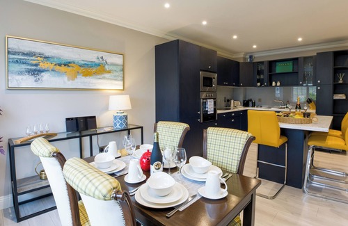 Killarney Apartment | Luxurious Balcony Apartment Killarney Town Centre