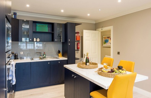 Killarney Apartment | Luxurious Balcony Apartment Killarney Town Centre