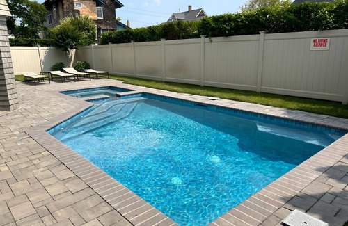 Avon House | Luxurious Bay Head Rental. Close to beach with Pool and Spa!