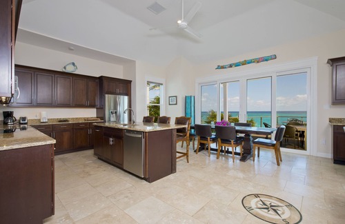 Governor's Harbour Villa | Luxurious Beachfront House W/Private Pool On Prestigious Banks Road