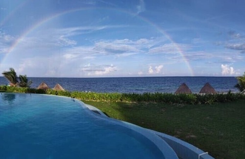 Puerto Morelos Villa | Luxurious Beach Front Villa with Amazing Views of the Caribbean