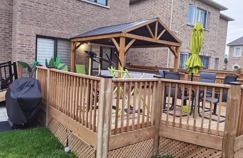 Bowmanville House | Luxurious, Beautiful, Spacious 3 Bedrooms Suite on Upper Level of The House