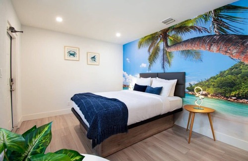 Poinciana Park Hotel | Luxurious Boutique Hotel in Fort Lauderdale