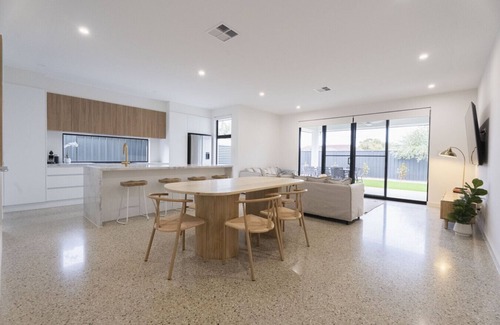 Grange House | Luxurious Brand New Home