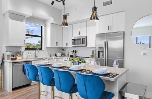 West Palm Beach Apartment | Luxurious Brand-New Coastal 2 Bedroom