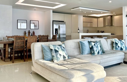 Bocagrande Apartment | Luxurious Cartagena Beachfront apartment