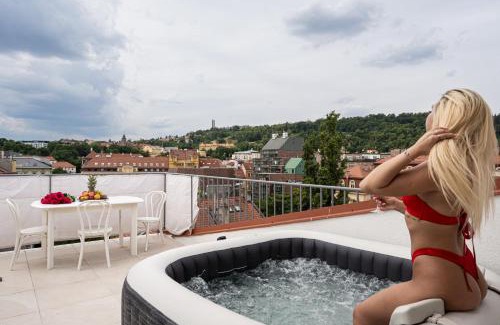 Nove Mesto Apartment | Luxurious Castle Suite