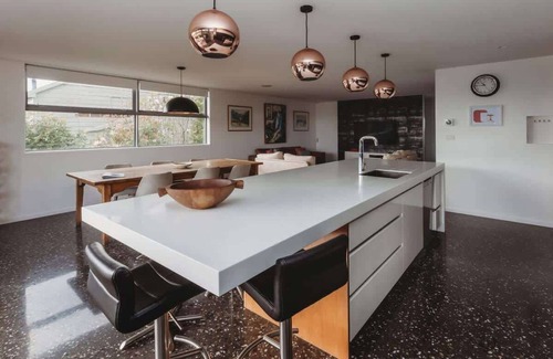 New Plymouth CBD Apartment | Luxurious Central City Retreat