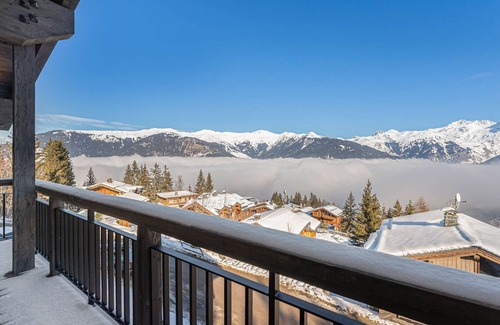 Courchevel Ski Chalet | Luxurious Chalet in Courchevel with Pool, Cinema, Sauna, Chef & Butler, Near Ski Lifts