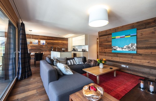 Zermatt Apartment | Luxurious Chalet Petit - matterhorn views, central location, outdoor hot tub