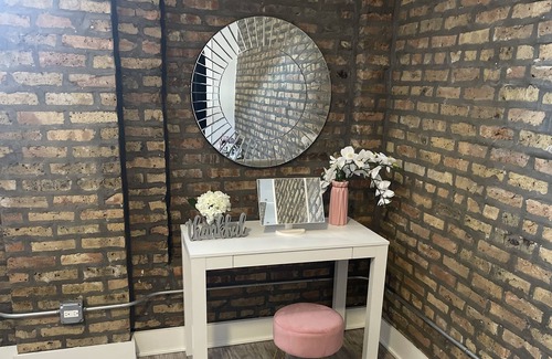 Wicker Park Condo | Luxurious|Chic|Spacious|4BR Condo|Close to everything