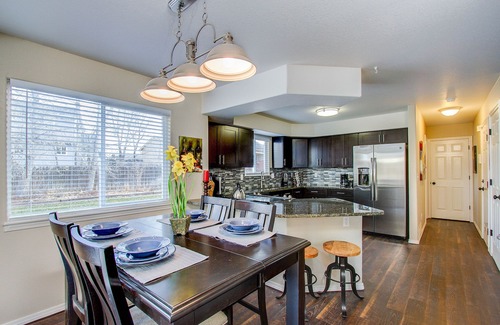 Southeast Colorado Springs House | Luxurious City Living With Private Hot Tub & EV Charger