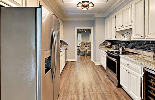 Little Rock House | Luxurious Comfortable Upscale Centrally located Charmer