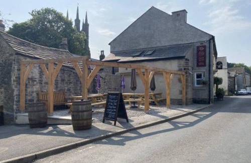 Tideswell House | Luxurious Cosy Cottage