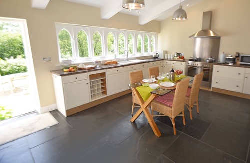Romansleigh Cottage | Luxurious cottage in 70 acres with private lake, fantastic views and walks