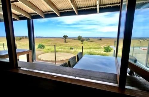 Springrange House | Luxurious Country Estate 6 BR 6 Bathroom