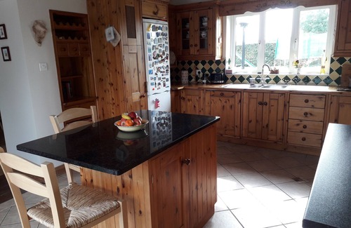 Bansha Other | Luxurious Country Farmhouse, Idyllic setting with Fabulous Mountain views.