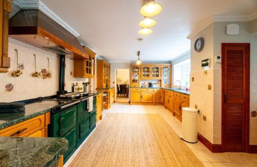 Barrow Gurney House | Luxurious Country Retreat in Winford