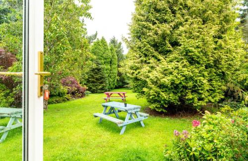 Barrow Gurney House | Luxurious Country Retreat in Winford