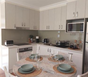 Chambers Flat Apartment | Luxurious Countryside Retreat - Visit our private apartment on our acreage property!