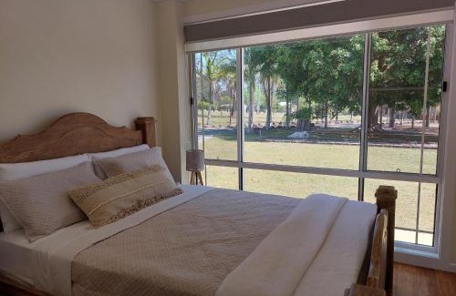 Chambers Flat Apartment | Luxurious Countryside Retreat - Visit our private apartment on our acreage property!