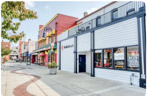 Owosso Apartment | Luxurious Downtown Owosso Loft
