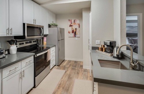 Rocklin Apartment | Luxurious & Elegant, Perfect 5-Star Long Term Stay