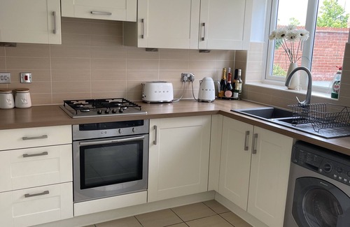 Tamworth House | Luxurious escape in contemporary house in Tamworth