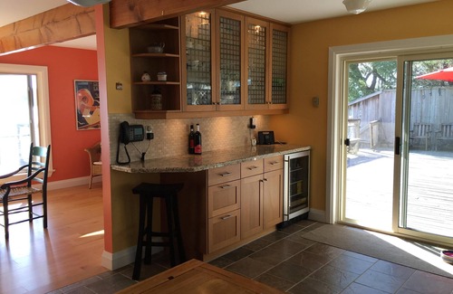 North Port Cottage | Luxurious, family and pet-friendly cottage in the heart of Prince Edward County