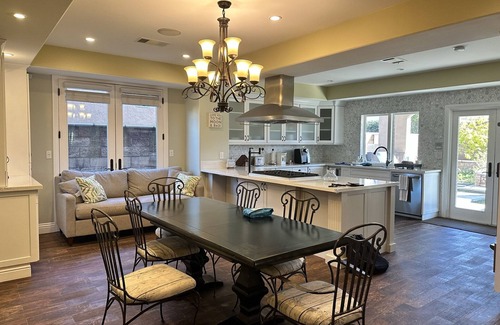 Mira Mesa House | Luxurious Family Friendly Getaway.