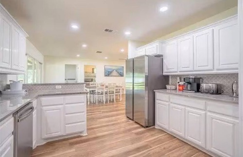 StarCrest Estates House | Luxurious, fishing, riding boat and fun at Richland Chambers at Lake front home