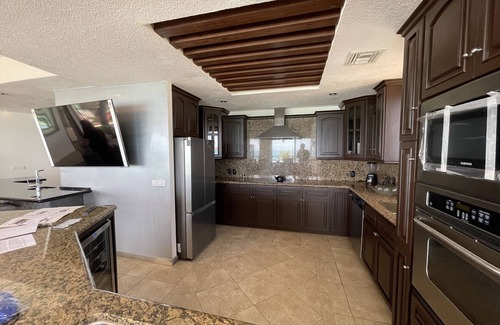 Bella Vista Condo | Luxurious former model - 4 bed/4 bath/4 pools wrap around balcony