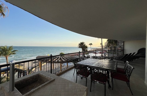 Bella Vista Condo | Luxurious former model - 4 bed/4 bath/4 pools wrap around balcony