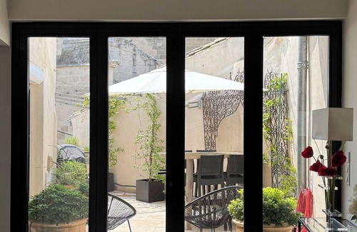 L'Isle-sur-la-Sorgue Apartment | Luxurious apartment in the heart of the old town of Isle sur la Sorgue