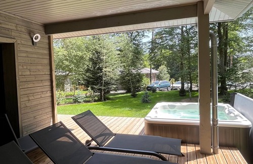 Le Chambon-sur-Lignon Cottage | Luxurious Lodge with Private Hot Tub, Gym & Covered Pool by Golf Course