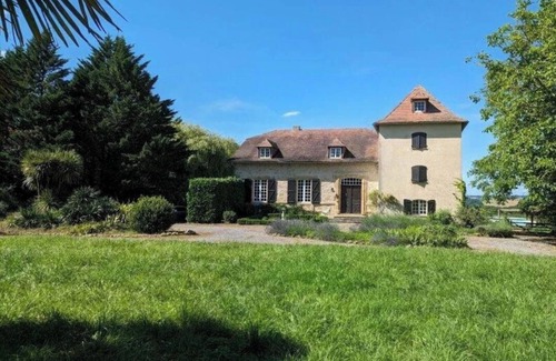 Troncens House | Luxurious French Retreat Near Marciac: Perfect for Festivals & Relaxation