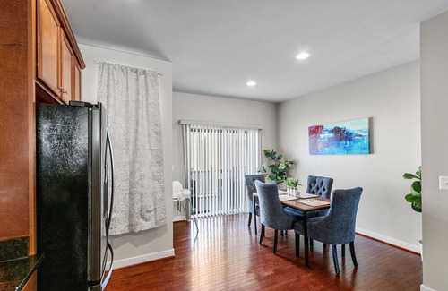Stafford House | Luxurious Gateway near Quantico Base
