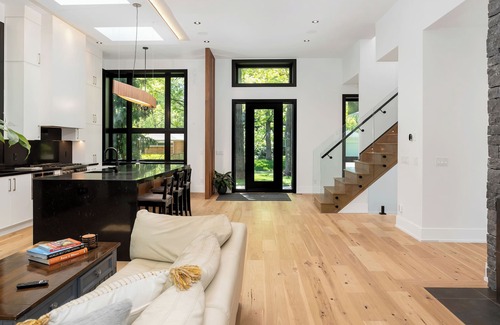 Etobicoke House | Luxurious getaway in the city