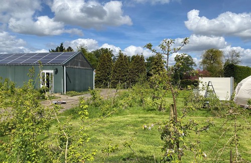 Rijsenhout RV Rental | Luxurious glamping tent, close to Amsterdam Airport