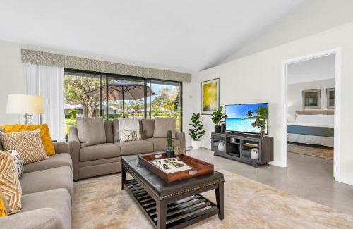 Palm Beach Gardens Apartment | Luxurious Golf Retreat Villa in PGA National!