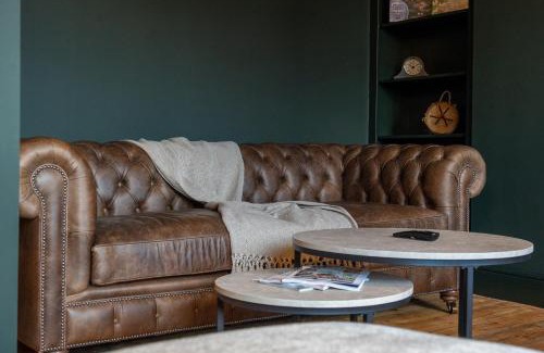 Bath House | Luxurious GRAND 6 BR Home in BATH - Perfect for Groups & Sleeps 12!