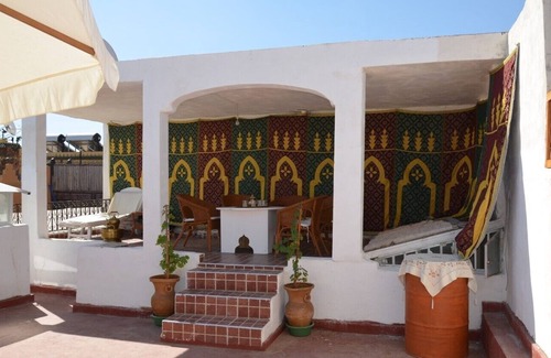 Meknes Medina House | Luxurious guest room in a traditional Riad -3 beds