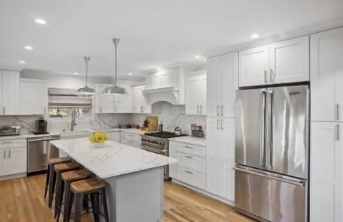 Quogue House | ⭐️Luxurious Hamptons Home Near Beach Heated Pool Wineries Golf Westhampton Beach