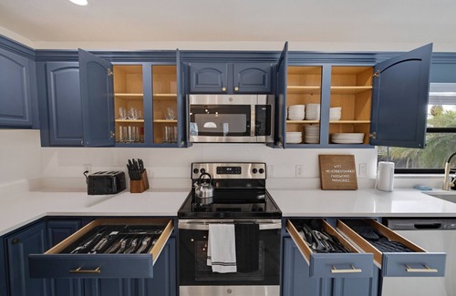 Harbor Hills House | Luxurious Harbor Pool Home minutes from Indian Rocks Beach sleeps 22